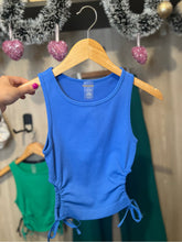 Cargar imagen en el visor de la galería, Tops Basic
